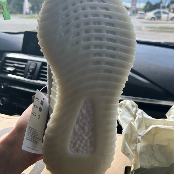 YEEZY 350 V2 CMPCT SLATE BONE - Picture 2 of 5